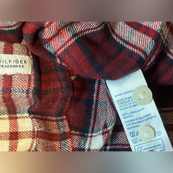 NWT Tommy Hilfiger Mens Red Plaid Flannel Size Medium - Picture 6 of 6
